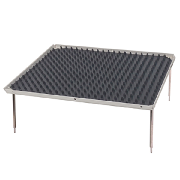 BENCHMARK Stacking Platform, Large 12 in x12 in with Dimpled Mat 3.0 in Separation